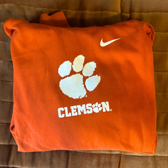 Clemson Sweatshirt - Picture 1 of 3